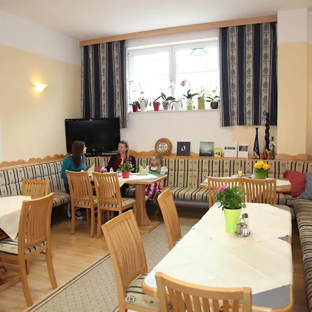 & Fruehstueckspension Raabtal Couette-café 3*