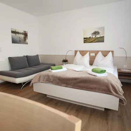 Alojamento de Acomodação e Pequeno-almoço & Fruehstueckspension Raabtal